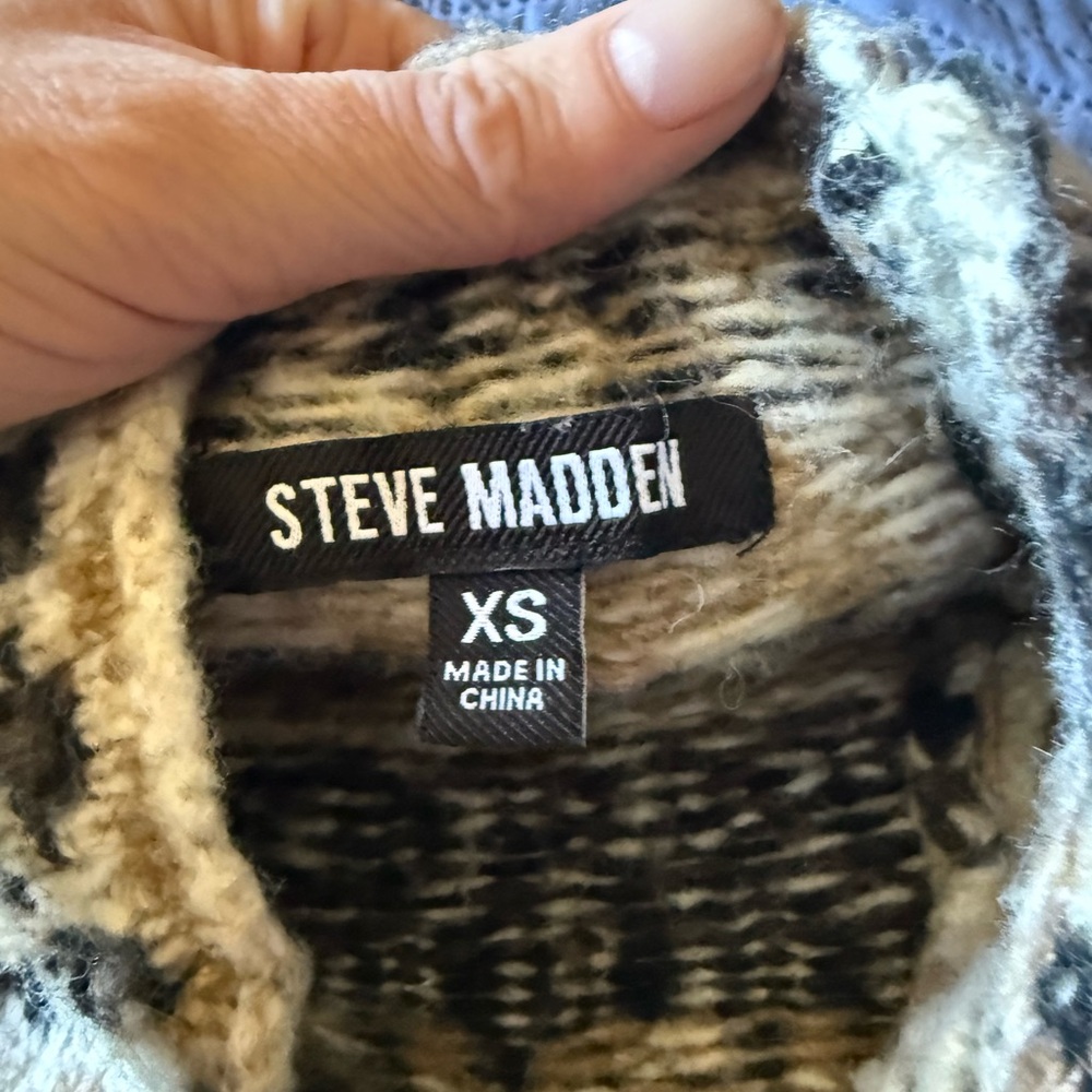 Steve Madden Cream and Black Cowl Neck Sweater - Picture 3 of 3